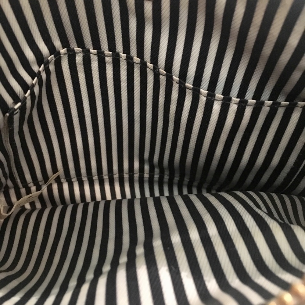 KATE SPADE Crossbody ♠️ - Picture 5 of 5